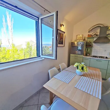 Apartment Ivana Borak Omis Exterior photo