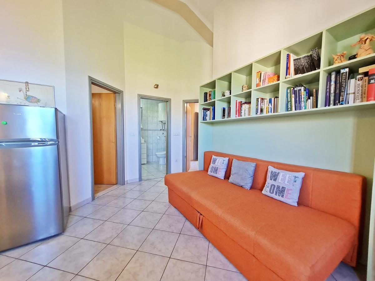 Ivana Borak Apartment Omis